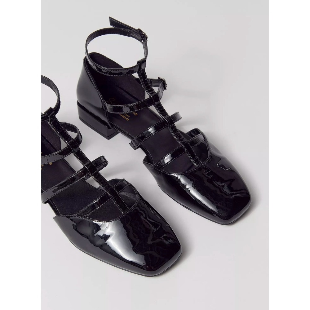 Seychelles Kissing Booth Black Patent Leather Multi Strap Mary Jane Flats 9.5